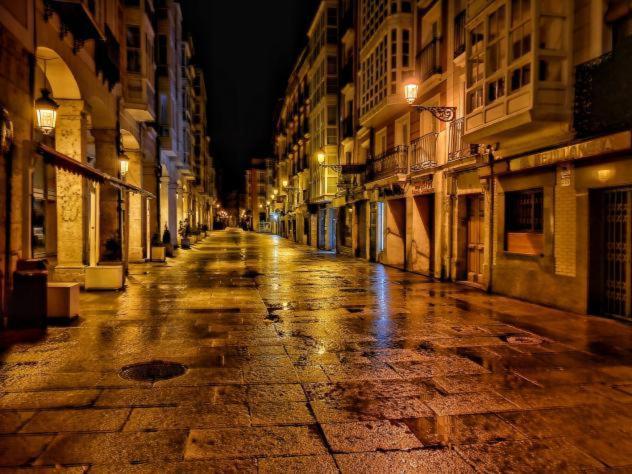 BurgoBuhardilla Con Vistas A La Catedralアパートメント エクステリア 写真